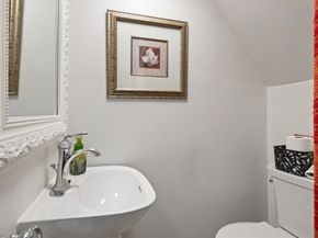4 Olive Street, Newburyport MA 01950