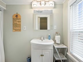 4 Olive Street, Newburyport MA 01950