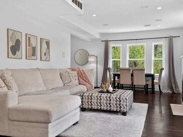 319 Forest Hills Street 2, Boston MA 02130