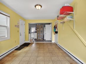8 Essex St, Swampscott MA 01907