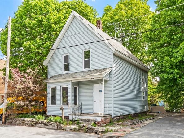 15 Redman Pl, Fitchburg MA 01420
