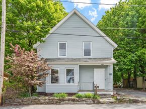 15 Redman Pl, Fitchburg MA 01420