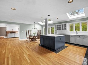 9 Catie Dr, Westborough MA 01581