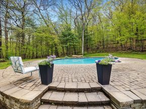 9 Catie Dr, Westborough MA 01581