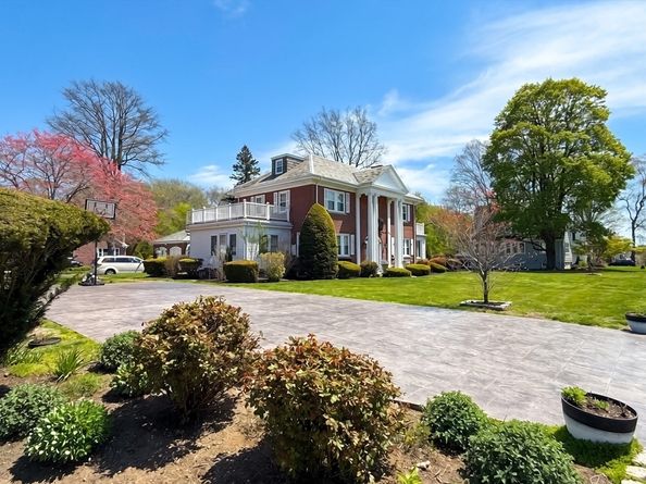 115 Hawthorn Rd, Braintree MA 02184