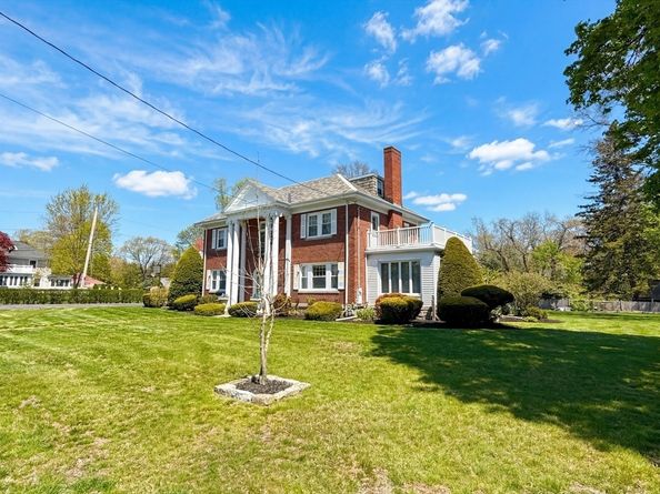 115 Hawthorn Rd, Braintree MA 02184