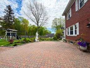 115 Hawthorn Rd, Braintree MA 02184
