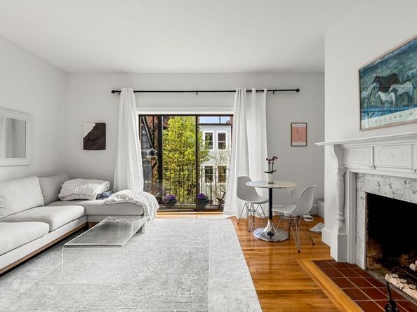 21 Hancock St 3, Boston MA 02114
