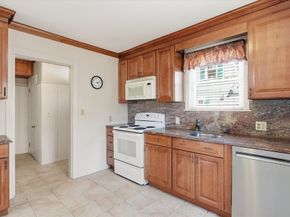 64 Greene Street, North Andover MA 01845