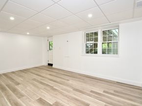 7 Barbara Rd, Kingston MA 02364