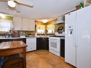 16 Francis St, Wareham MA 02538