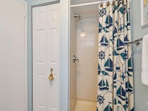 42 8th Street 2511, Boston MA 02129