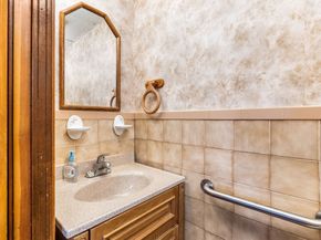 9 Cleveland Ave., Saugus MA 01906