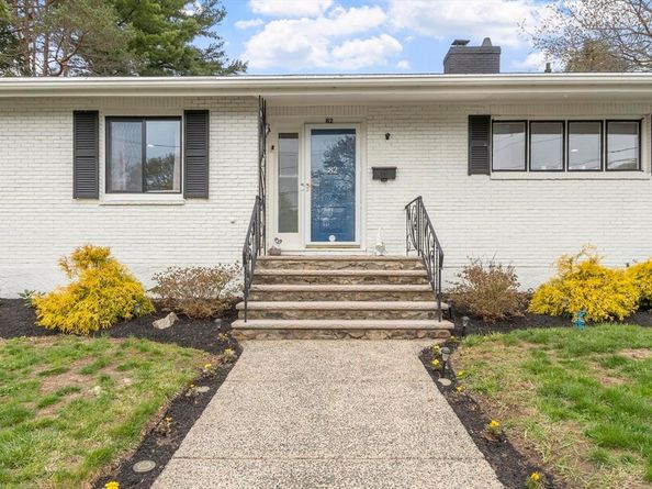 82 Cornell Rd, Marblehead MA 01945