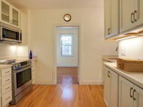 983 Memorial Drive 502, Cambridge MA 02138