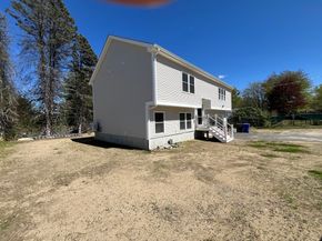 272 S Main St, Hopedale MA 01747