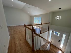 272 S Main St, Hopedale MA 01747