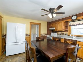 30 Prospect St, Spencer MA 01562