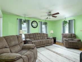 30 Prospect St, Spencer MA 01562