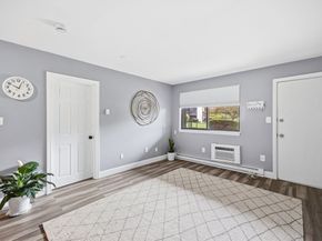 16 Arizona Ter 2, Arlington MA 02474