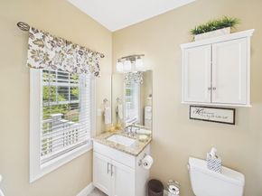 1429 Main Street 5E, Walpole MA 02081