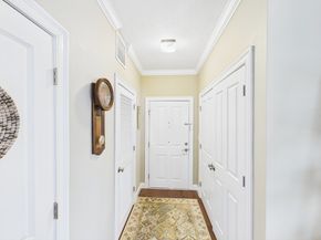 1429 Main Street 5E, Walpole MA 02081
