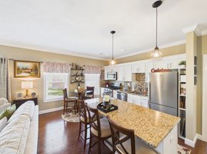 1429 Main Street 5E, Walpole MA 02081