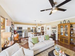 1429 Main Street 5E, Walpole MA 02081