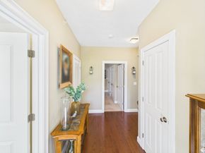 1429 Main Street 5E, Walpole MA 02081