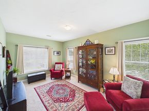 1429 Main Street 5E, Walpole MA 02081