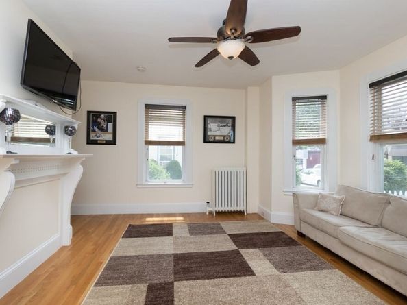 158 Neponset Ave 1, Boston MA 02122