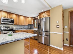 19 Macintosh Ave, Marlborough MA 01752
