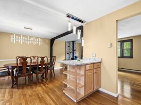19 Macintosh Ave, Marlborough MA 01752