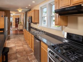 67 Newport Rd, Hull MA 02045
