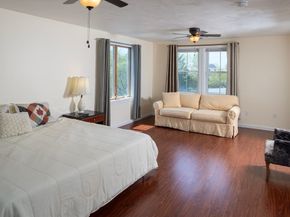 67 Newport Rd, Hull MA 02045