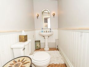 64 Prospect St, Newburyport MA 01950