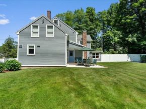 78 Highland St, Holden MA 01520
