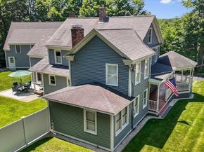 78 Highland St, Holden MA 01520
