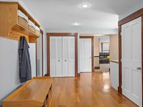 78 Highland St, Holden MA 01520