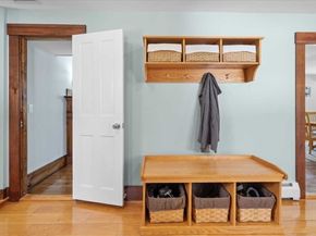 78 Highland St, Holden MA 01520
