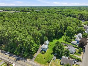 364 North Ave, Rockland MA 02370
