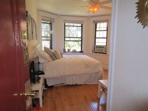 118 Riverway 8, Boston MA 02215