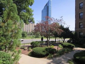 118 Riverway 8, Boston MA 02215