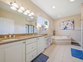 894 Liberty St 10, Braintree MA 02184