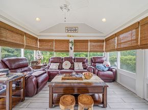 894 Liberty St 10, Braintree MA 02184