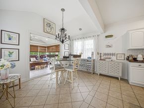 894 Liberty St 10, Braintree MA 02184