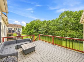 894 Liberty St 10, Braintree MA 02184