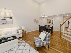 10 Charnstaff Ln 202, Billerica MA 01821