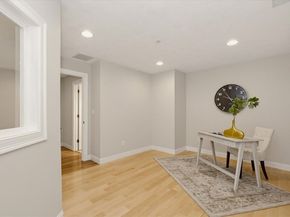 10 Charnstaff Ln 202, Billerica MA 01821