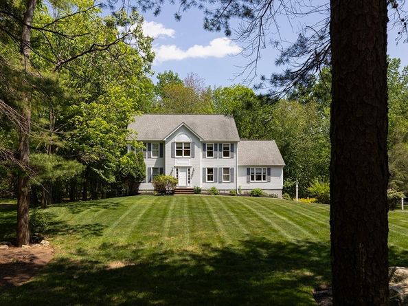 1 Sterling Dr, Hopkinton MA 01748